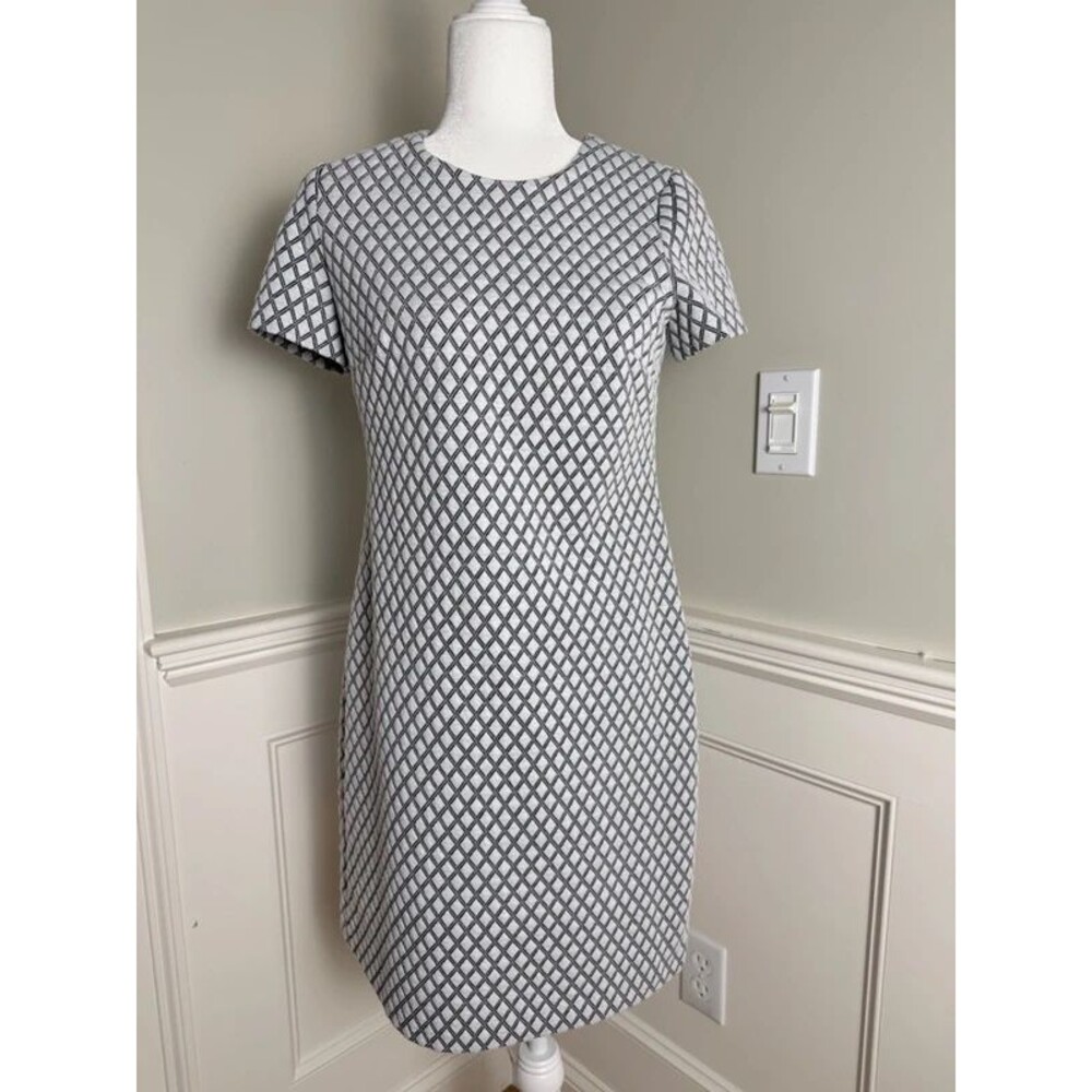 Calvin Klein Black White Geometric Shift Dress Size 4 Short Sleeve